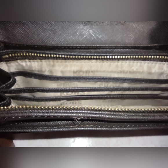 Michael Kors MD Brown Crossbody w/ Two Toned Leather Belt & JetSet Wallet - Picture 12 of 16